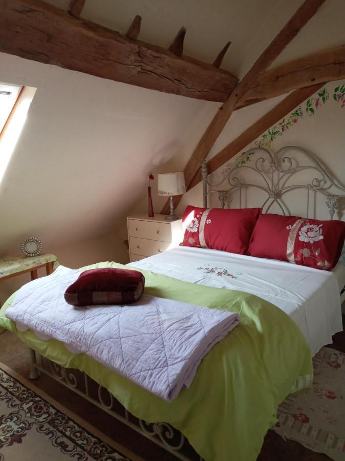 Le Petit Savriere B&B Tronget 객실 사진